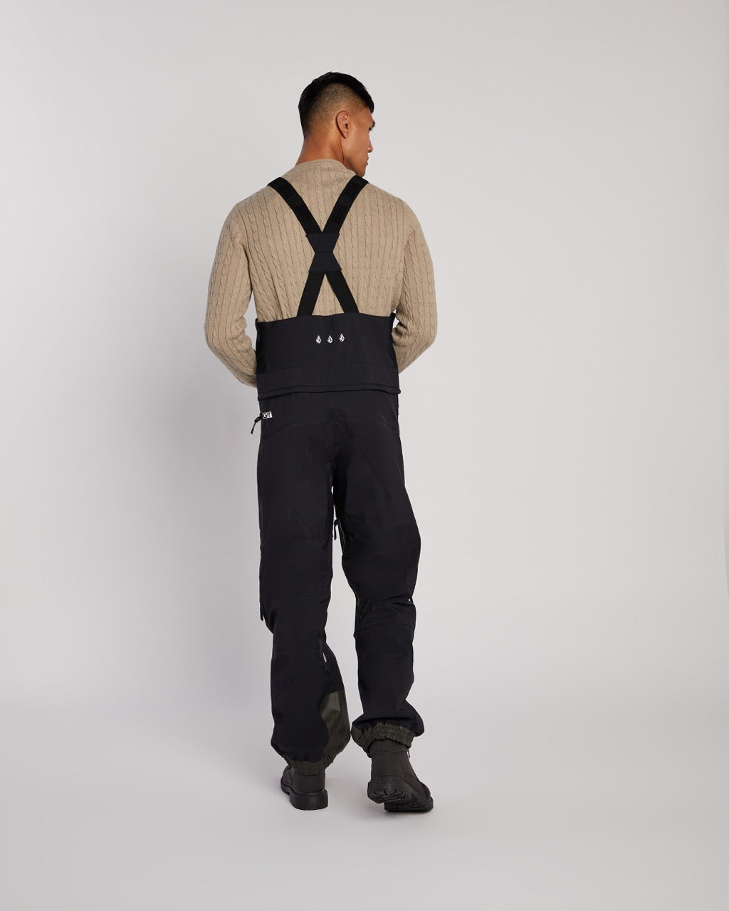 Volcom Men's 3L GORE-TEX Bib Overhauler in Black