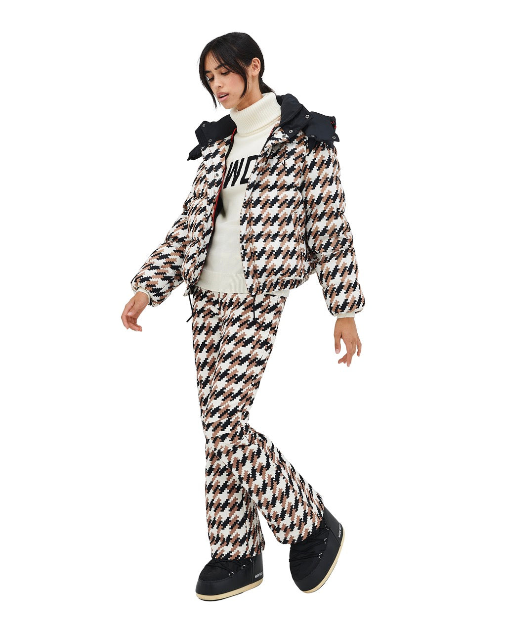 Perfect Moment Women's Houndstooth Moment Puffer - Camel, Black & White