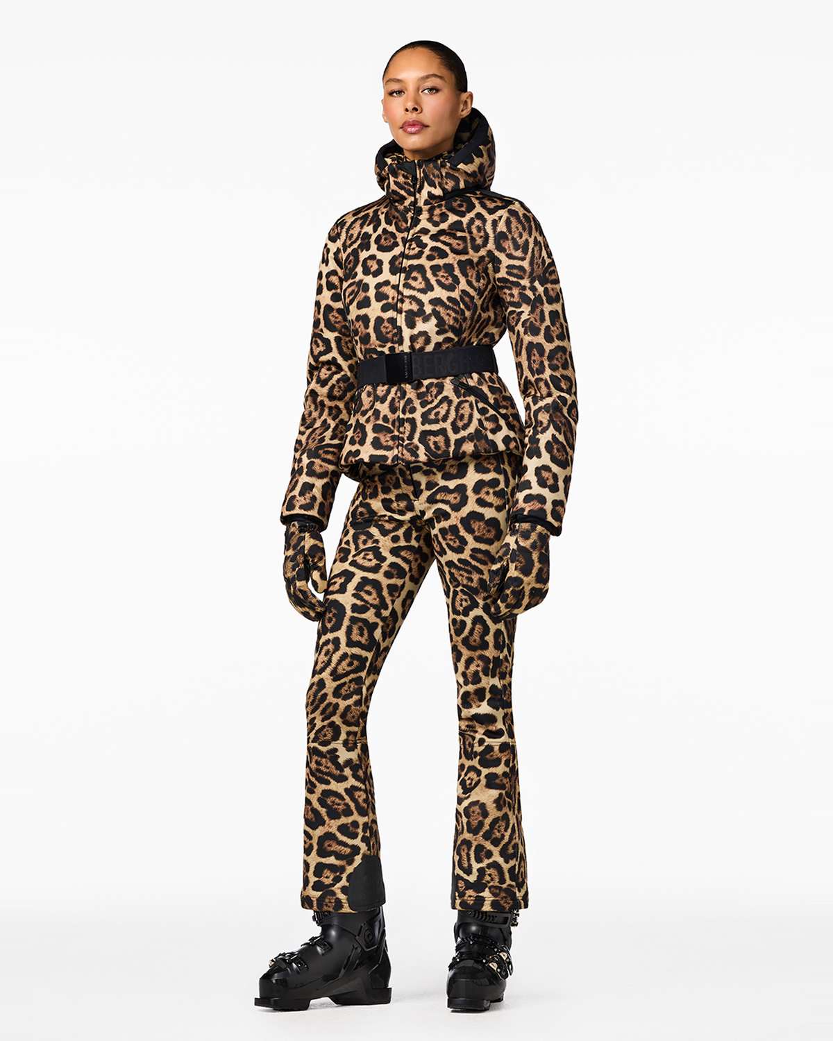 Goldbergh Women's Jagger Ski Jacket in Jaguar