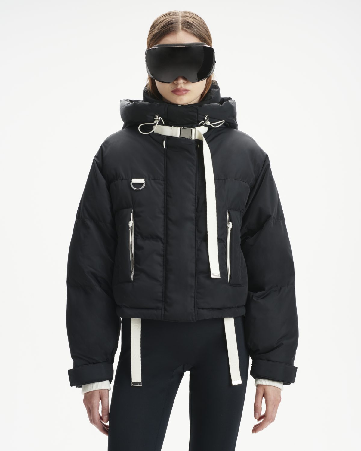 Shoreditch Ski Club Women's Willow Ivy Short Puffer Jacket in Black & White